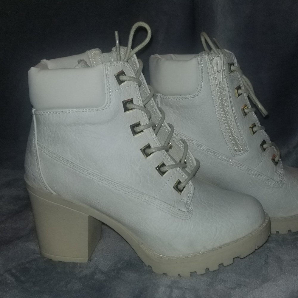 ZiGi Soho Kerin Cream Booties